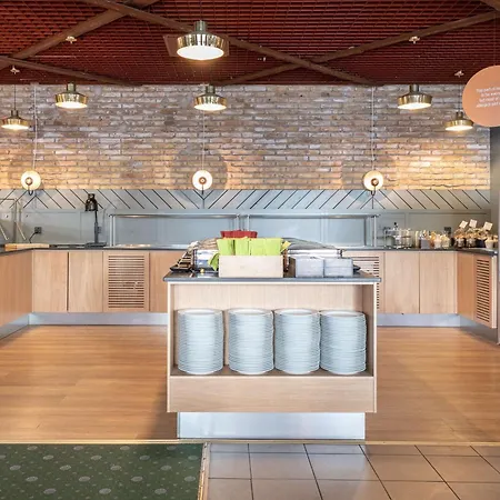 Scandic Station Hotel 4*