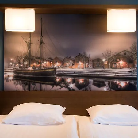 Hotel Scandic Station 4*