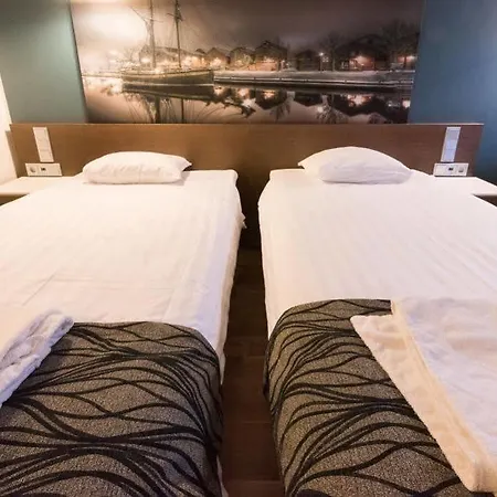 Hotel Scandic Station 4*