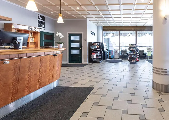 Hotell Scandic Station 4*