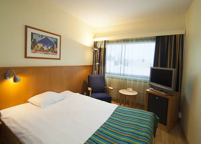 Hotell Scandic Station 4*