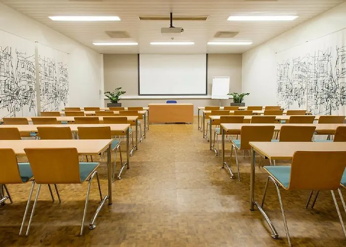 Hotell Scandic Station 4*